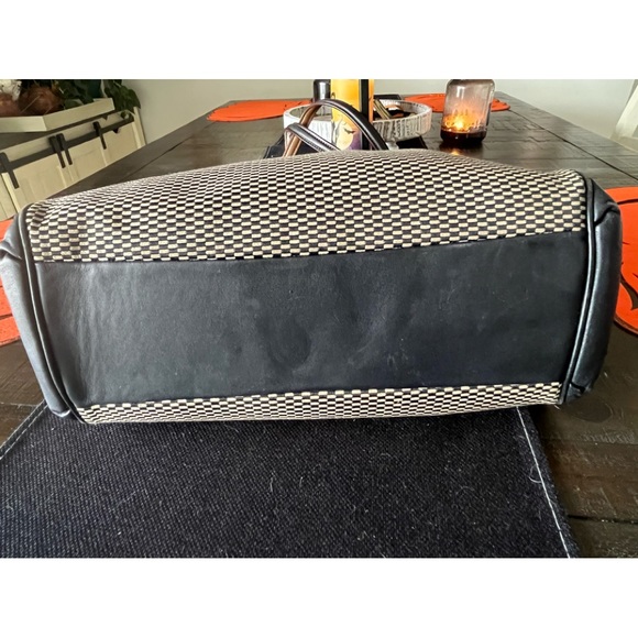 Coach Purse - Picture 5 of 10